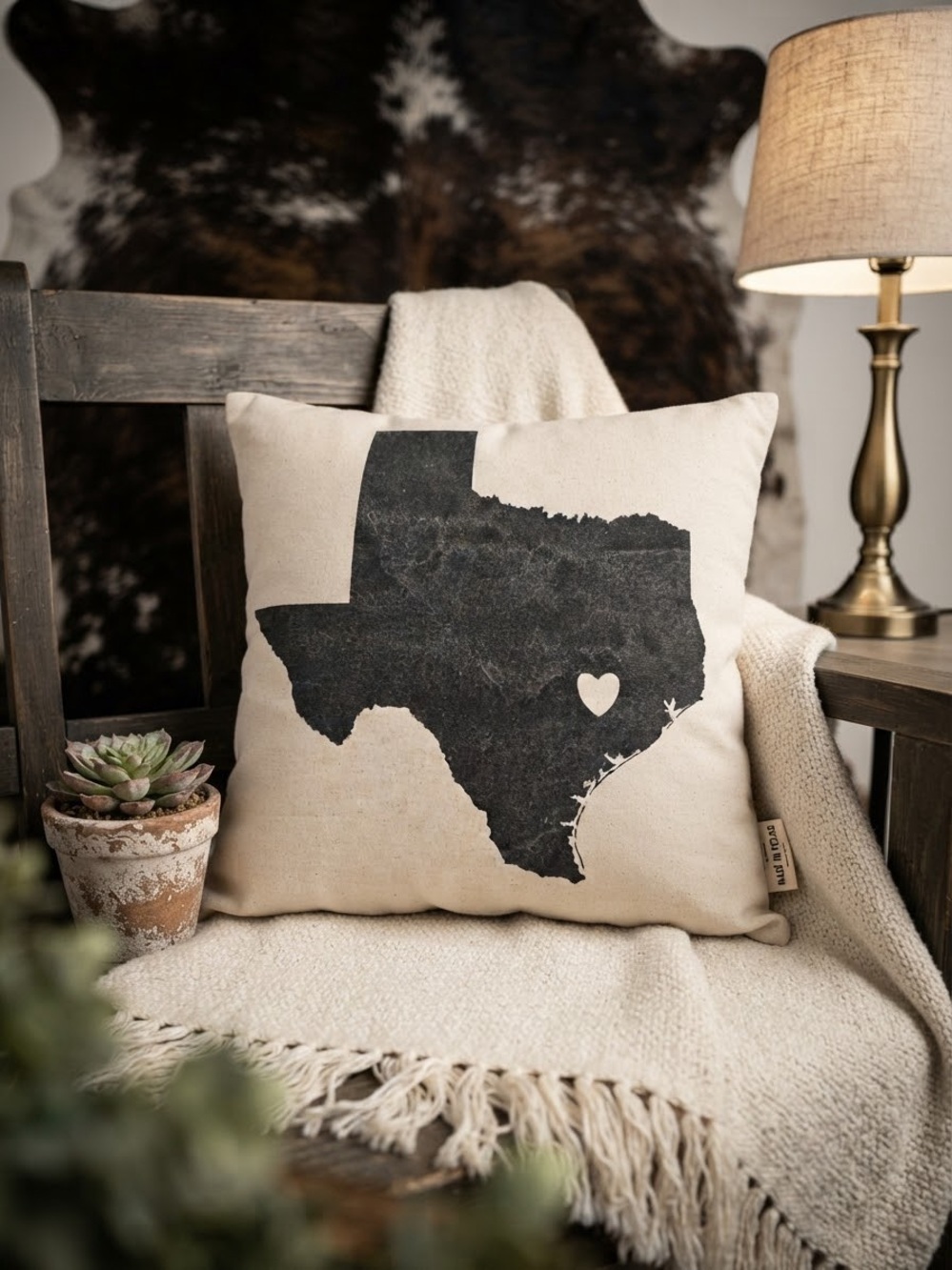 Texas State Map Heart Accent 14x14 Linen Throw Pillow